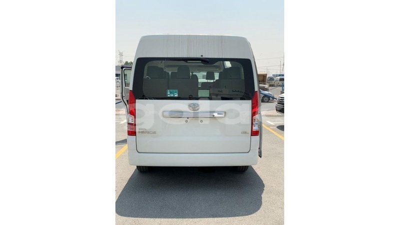 Big with watermark toyota hiace bengo province import dubai 6173