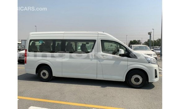 Buy Import Toyota Hiace White Car in Import - Dubai in Bengo Province Buy Import Toyota Hiace White Car in Import - Dubai in Bengo Province