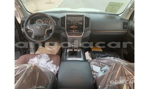 Acheter Import Voiture Toyota Land Cruiser Noir à Import - Dubai, Province de Bengo Acheter Import Voiture Toyota Land Cruiser Noir à Import - Dubai, Province de Bengo