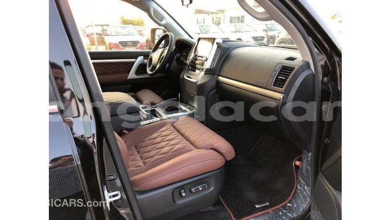 Big with watermark toyota land cruiser bengo province import dubai 6178