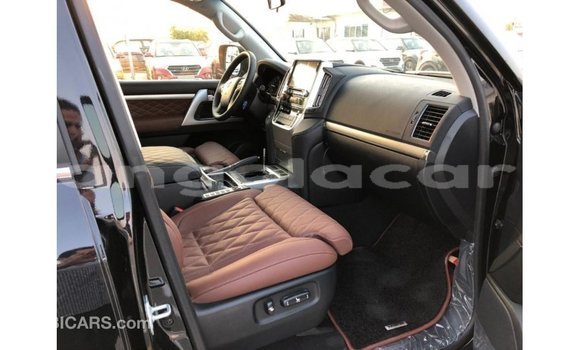 Buy Import Toyota Land Cruiser Black Car in Import - Dubai in Bengo Province Buy Import Toyota Land Cruiser Black Car in Import - Dubai in Bengo Province