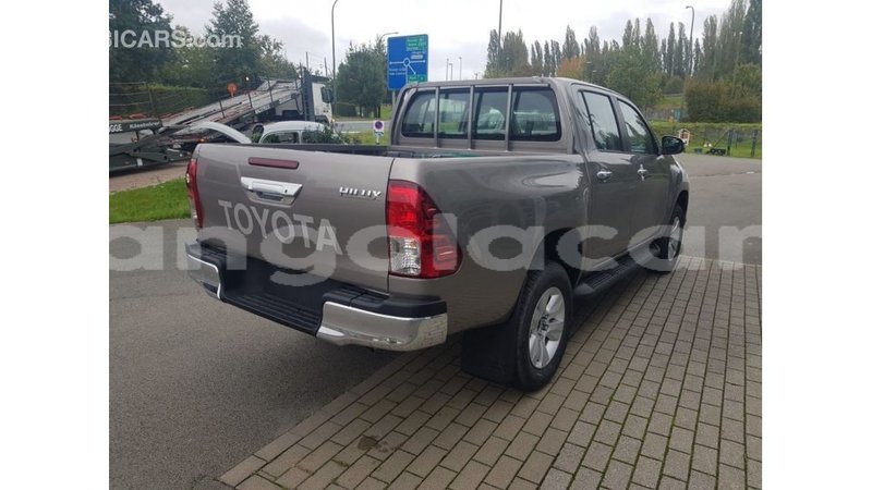 Big with watermark toyota hilux bengo province import dubai 6180