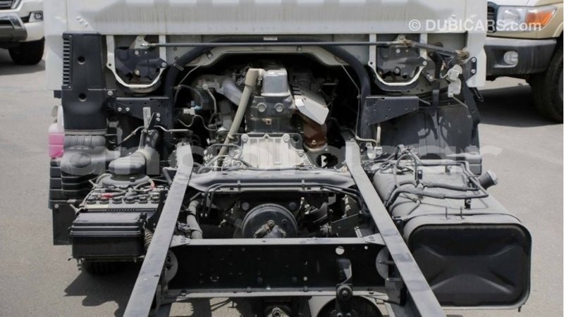 Big with watermark mitsubishi carisma bengo province import dubai 6184