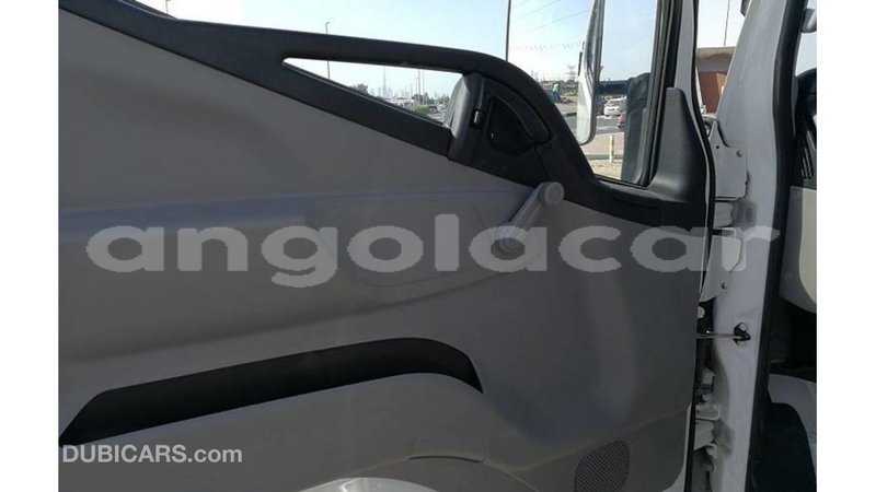 Big with watermark mitsubishi carisma bengo province import dubai 6184