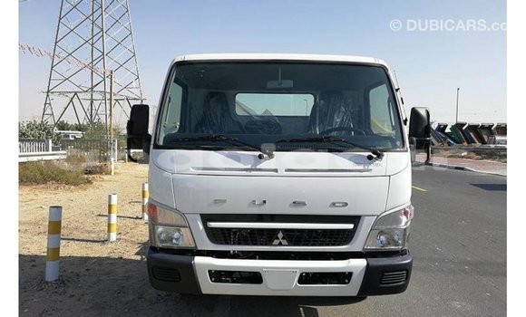 Buy Import Mitsubishi Carisma White Car in Import - Dubai in Bengo Province Buy Import Mitsubishi Carisma White Car in Import - Dubai in Bengo Province