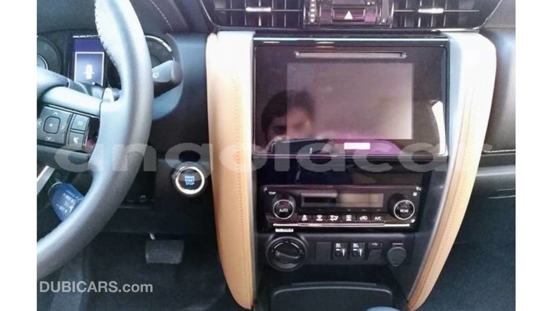 Big with watermark toyota fortuner bengo province import dubai 6185