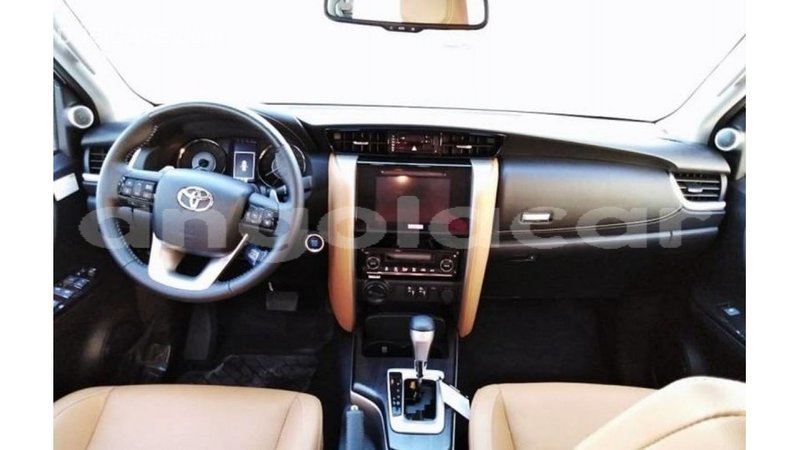 Big with watermark toyota fortuner bengo province import dubai 6185