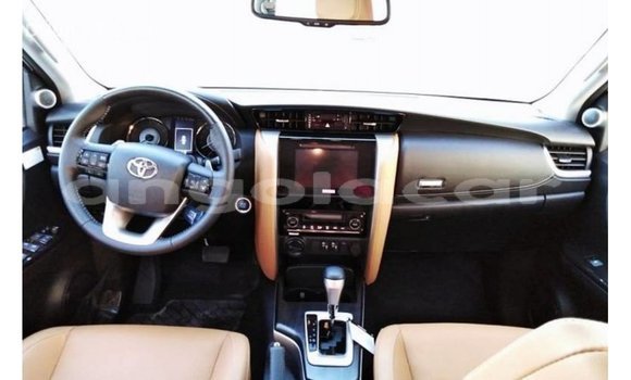 Buy Import Toyota Fortuner White Car in Import - Dubai in Bengo Province Buy Import Toyota Fortuner White Car in Import - Dubai in Bengo Province