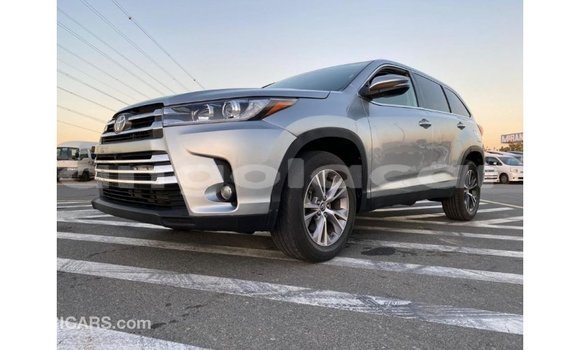 Comprar Importar Toyota Highlander Outro Carro em Import - Dubai em Bengo Province Comprar Importar Toyota Highlander Outro Carro em Import - Dubai em Bengo Province