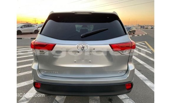Comprar Importar Toyota Highlander Outro Carro em Import - Dubai em Bengo Province Comprar Importar Toyota Highlander Outro Carro em Import - Dubai em Bengo Province