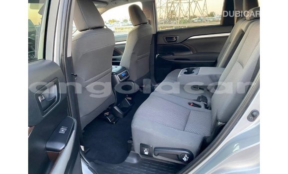 Comprar Importar Toyota Highlander Outro Carro em Import - Dubai em Bengo Province Comprar Importar Toyota Highlander Outro Carro em Import - Dubai em Bengo Province