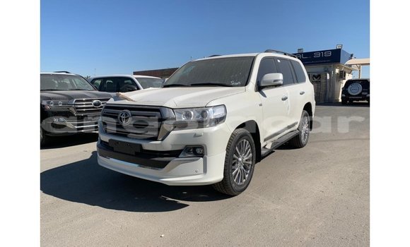 Buy Import Toyota Land Cruiser White Car in Import - Dubai in Bengo Province Buy Import Toyota Land Cruiser White Car in Import - Dubai in Bengo Province