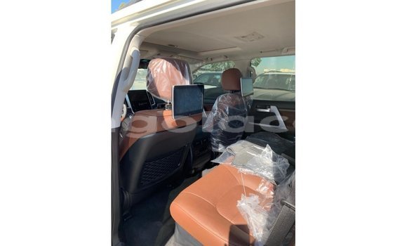 Buy Import Toyota Land Cruiser White Car in Import - Dubai in Bengo Province Buy Import Toyota Land Cruiser White Car in Import - Dubai in Bengo Province