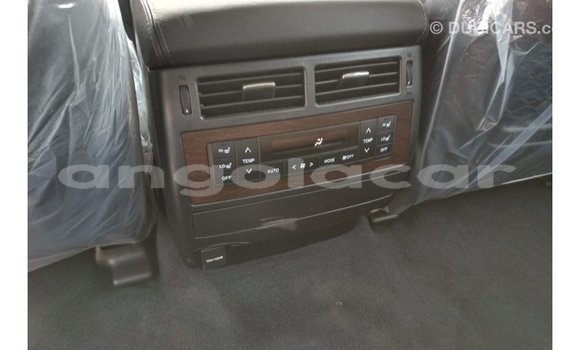 Comprar Importar Toyota Land Cruiser Branco Carro em Import - Dubai em Bengo Province Comprar Importar Toyota Land Cruiser Branco Carro em Import - Dubai em Bengo Province