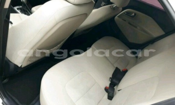 Comprar Usado Kia rio Branco Carro em Luanda em Luanda Province Comprar Usado Kia rio Branco Carro em Luanda em Luanda Province