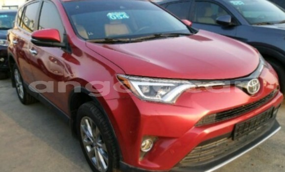 Acheter Occasion Voiture Toyota RAV4 Rouge à Luanda, Province de Luanda Acheter Occasion Voiture Toyota RAV4 Rouge à Luanda, Province de Luanda
