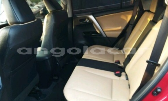 Acheter Occasion Voiture Toyota RAV4 Rouge à Luanda, Province de Luanda Acheter Occasion Voiture Toyota RAV4 Rouge à Luanda, Province de Luanda