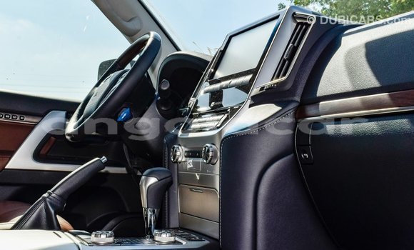 Comprar Importar Toyota Land Cruiser Preto Carro em Import - Dubai em Bengo Province Comprar Importar Toyota Land Cruiser Preto Carro em Import - Dubai em Bengo Province