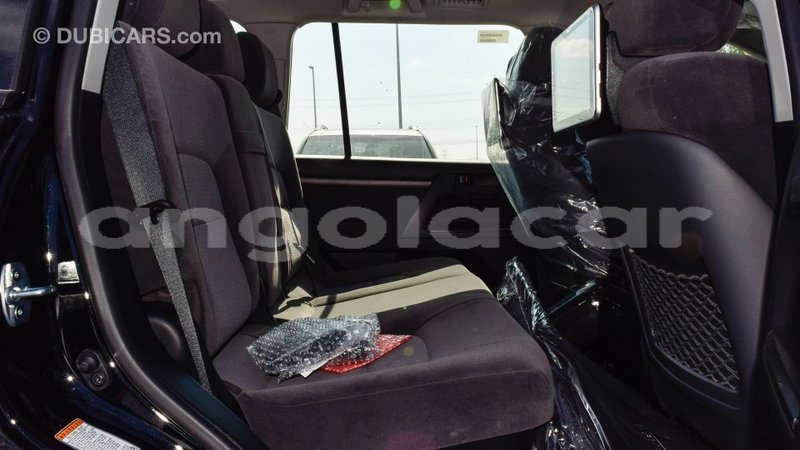 Big with watermark toyota land cruiser bengo province import dubai 6246