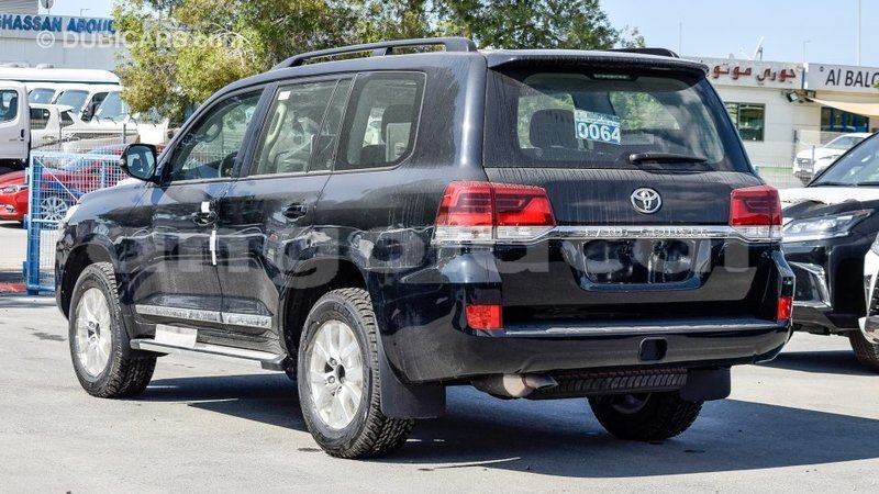 Big with watermark toyota land cruiser bengo province import dubai 6246
