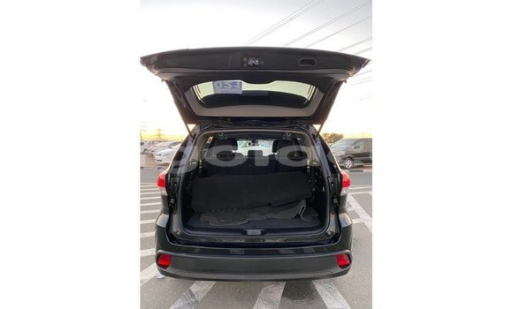 Comprar Importar Toyota Highlander Preto Carro em Import - Dubai em Bengo Province Comprar Importar Toyota Highlander Preto Carro em Import - Dubai em Bengo Province