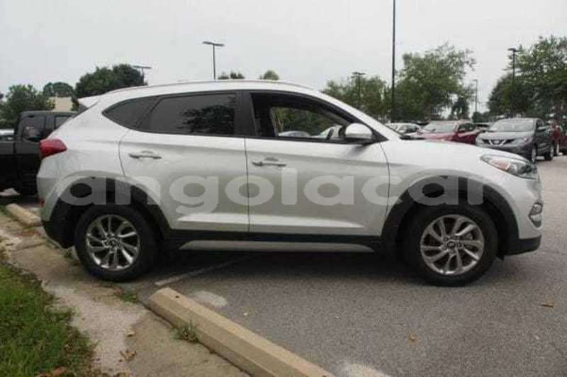 Big with watermark hyundai tucson moxico luena 6254
