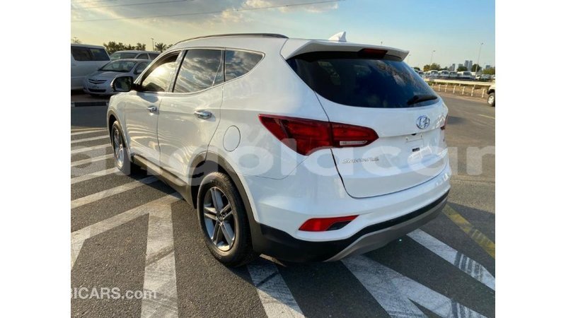 Big with watermark hyundai santa fe bengo province import dubai 6266
