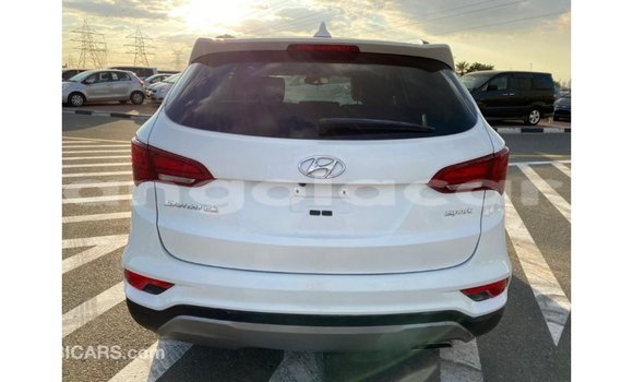 Comprar Importar Hyundai Santa Fe Branco Carro em Import - Dubai em Bengo Province Comprar Importar Hyundai Santa Fe Branco Carro em Import - Dubai em Bengo Province