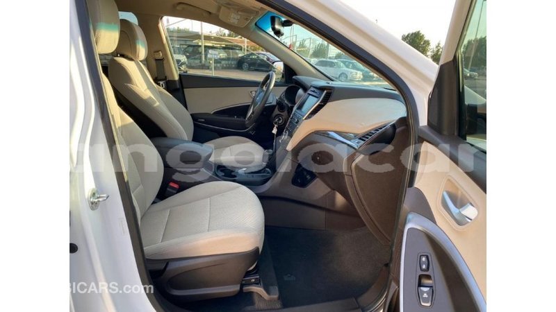 Big with watermark hyundai santa fe bengo province import dubai 6266