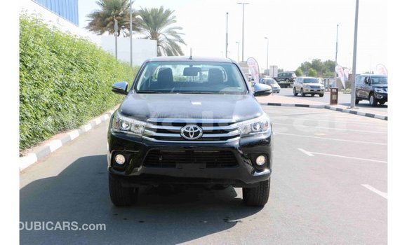Acheter Import Voiture Toyota Hilux Noir à Import - Dubai, Province de Bengo Acheter Import Voiture Toyota Hilux Noir à Import - Dubai, Province de Bengo