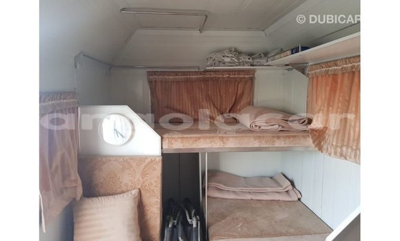 Buy Import Kia Carens White Car in Import - Dubai in Bengo Province Buy Import Kia Carens White Car in Import - Dubai in Bengo Province