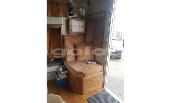 Buy Import Kia Carens White Car in Import - Dubai in Bengo Province Buy Import Kia Carens White Car in Import - Dubai in Bengo Province