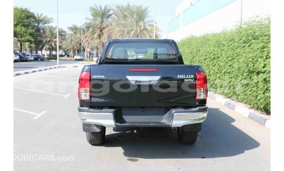 Acheter Import Voiture Toyota Hilux Noir à Import - Dubai, Province de Bengo Acheter Import Voiture Toyota Hilux Noir à Import - Dubai, Province de Bengo