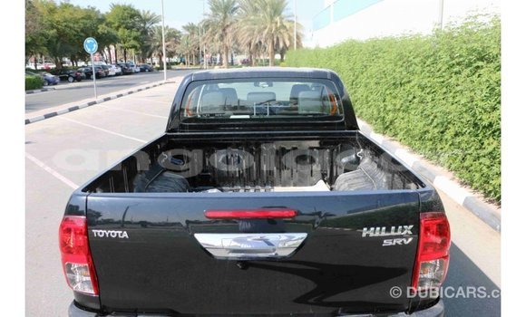 Acheter Import Voiture Toyota Hilux Noir à Import - Dubai, Province de Bengo Acheter Import Voiture Toyota Hilux Noir à Import - Dubai, Province de Bengo