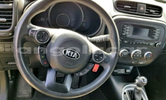 Comprar Usado Kia Soul Verde Carro em Luanda em Luanda Province Comprar Usado Kia Soul Verde Carro em Luanda em Luanda Province