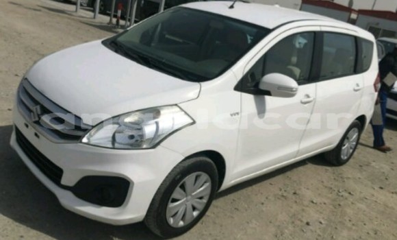 Acheter Occasion Voiture Suzuki Ertiga Blanc à Luanda, Province de Luanda Acheter Occasion Voiture Suzuki Ertiga Blanc à Luanda, Province de Luanda