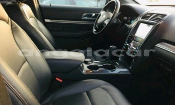 Acheter Occasion Voiture Ford Explorer Blanc à Luanda, Province de Luanda Acheter Occasion Voiture Ford Explorer Blanc à Luanda, Province de Luanda