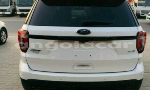 Acheter Occasion Voiture Ford Explorer Blanc à Luanda, Province de Luanda Acheter Occasion Voiture Ford Explorer Blanc à Luanda, Province de Luanda