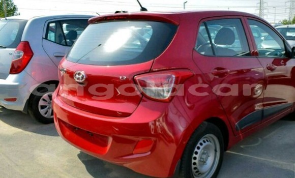 Acheter Occasion Voiture Hyundai i10 Rouge à Luanda, Province de Luanda Acheter Occasion Voiture Hyundai i10 Rouge à Luanda, Province de Luanda