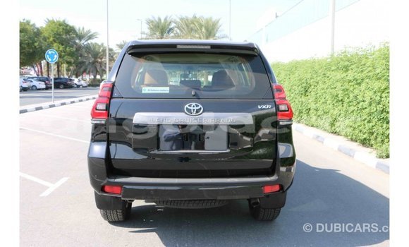 Comprar Importar Toyota Prado Branco Carro em Import - Dubai em Bengo Province Comprar Importar Toyota Prado Branco Carro em Import - Dubai em Bengo Province