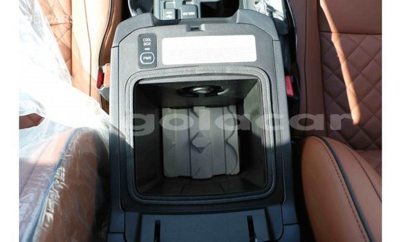 Comprar Importar Toyota Prado Branco Carro em Import - Dubai em Bengo Province Comprar Importar Toyota Prado Branco Carro em Import - Dubai em Bengo Province