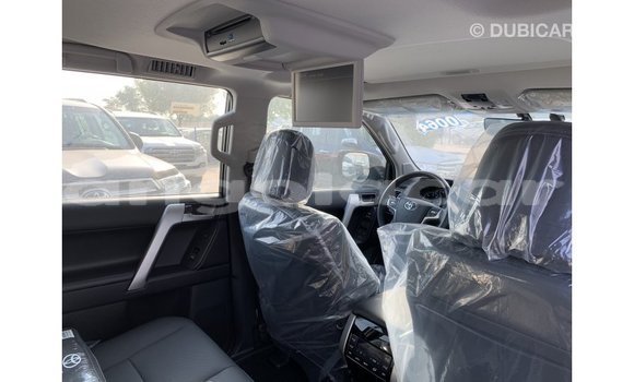 Comprar Importar Toyota Prado Preto Carro em Import - Dubai em Bengo Province Comprar Importar Toyota Prado Preto Carro em Import - Dubai em Bengo Province