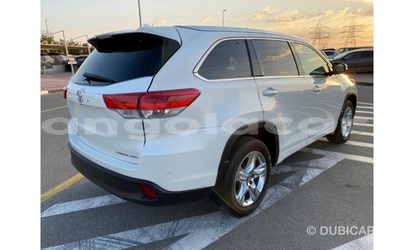 Comprar Importar Toyota Highlander Branco Carro em Import - Dubai em Bengo Province Comprar Importar Toyota Highlander Branco Carro em Import - Dubai em Bengo Province