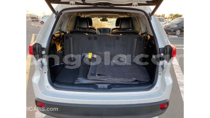 Big with watermark toyota highlander bengo province import dubai 6339