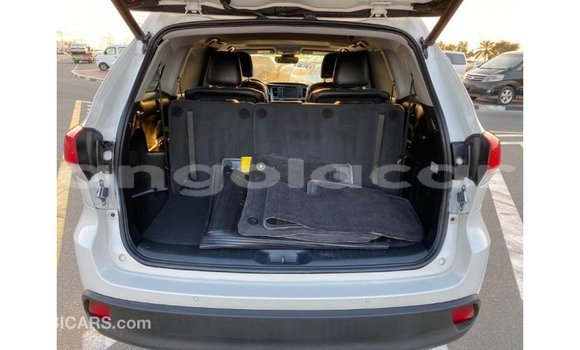 Comprar Importar Toyota Highlander Branco Carro em Import - Dubai em Bengo Province Comprar Importar Toyota Highlander Branco Carro em Import - Dubai em Bengo Province