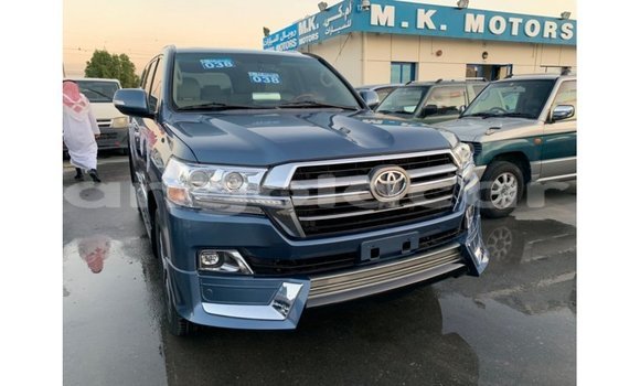 Comprar Importar Toyota Land Cruiser Azul Carro em Import - Dubai em Bengo Province Comprar Importar Toyota Land Cruiser Azul Carro em Import - Dubai em Bengo Province
