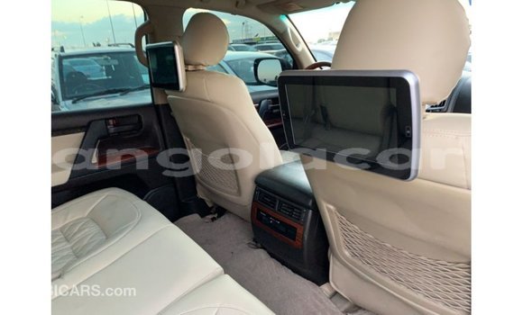 Comprar Importar Toyota Land Cruiser Azul Carro em Import - Dubai em Bengo Province Comprar Importar Toyota Land Cruiser Azul Carro em Import - Dubai em Bengo Province