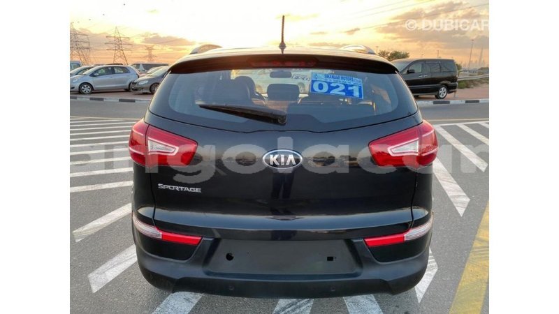 Big with watermark kia sportage bengo province import dubai 6341