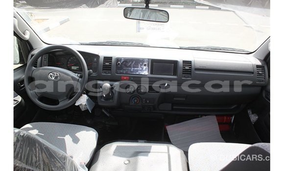 Acheter Import Voiture Toyota Hiace Blanc à Import - Dubai, Province de Bengo Acheter Import Voiture Toyota Hiace Blanc à Import - Dubai, Province de Bengo