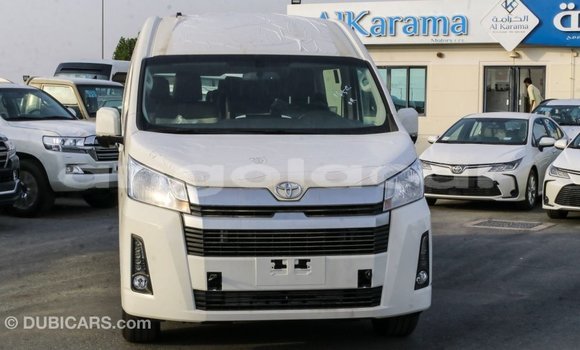 Buy Import Toyota Hiace White Car in Import - Dubai in Bengo Province Buy Import Toyota Hiace White Car in Import - Dubai in Bengo Province